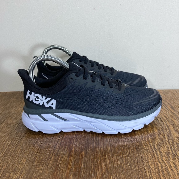 Hoka One One Shoes - Hoka One One Clifton 7 Running Shoe Womens Size 5.5 Black/White